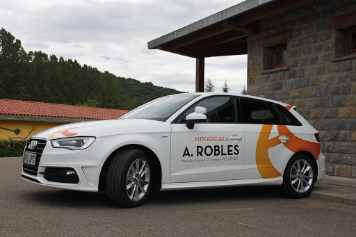 Autoescuela A. Robles