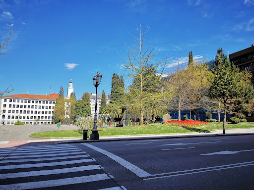 Campus de Llamaquique Universidad de Oviedo
