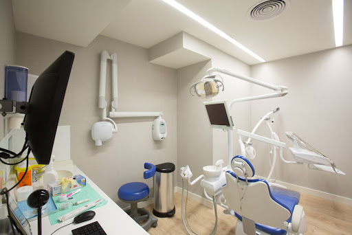 Clínica Dental Milenium Oviedo - Sanitas