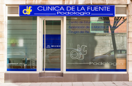 Podología De la Fuente Podólogo Oviedo - Podólogo infantil - Plantillas - Callos -Durezas - Cirugía pie Oviedo