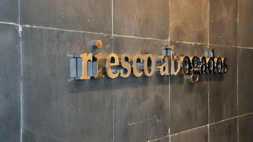 RIESCO ABOGADOS